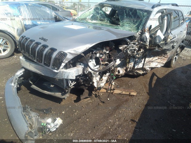 Photo 5 VIN: 1C4PJMCB5JD500603 - JEEP CHEROKEE 