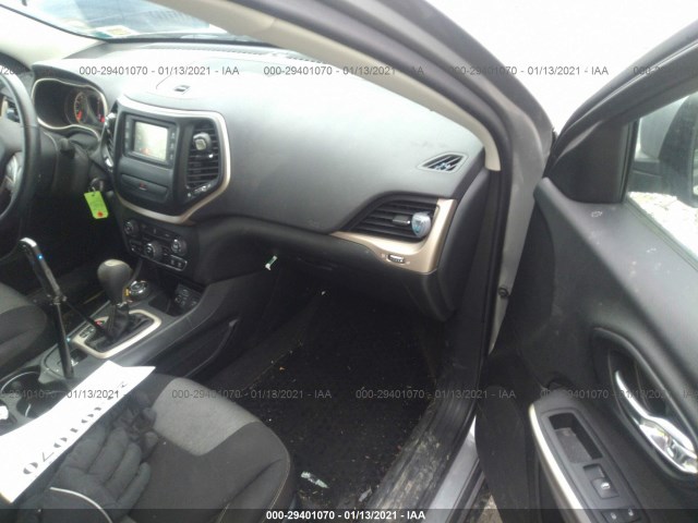 Photo 4 VIN: 1C4PJMCB6JD583538 - JEEP CHEROKEE 