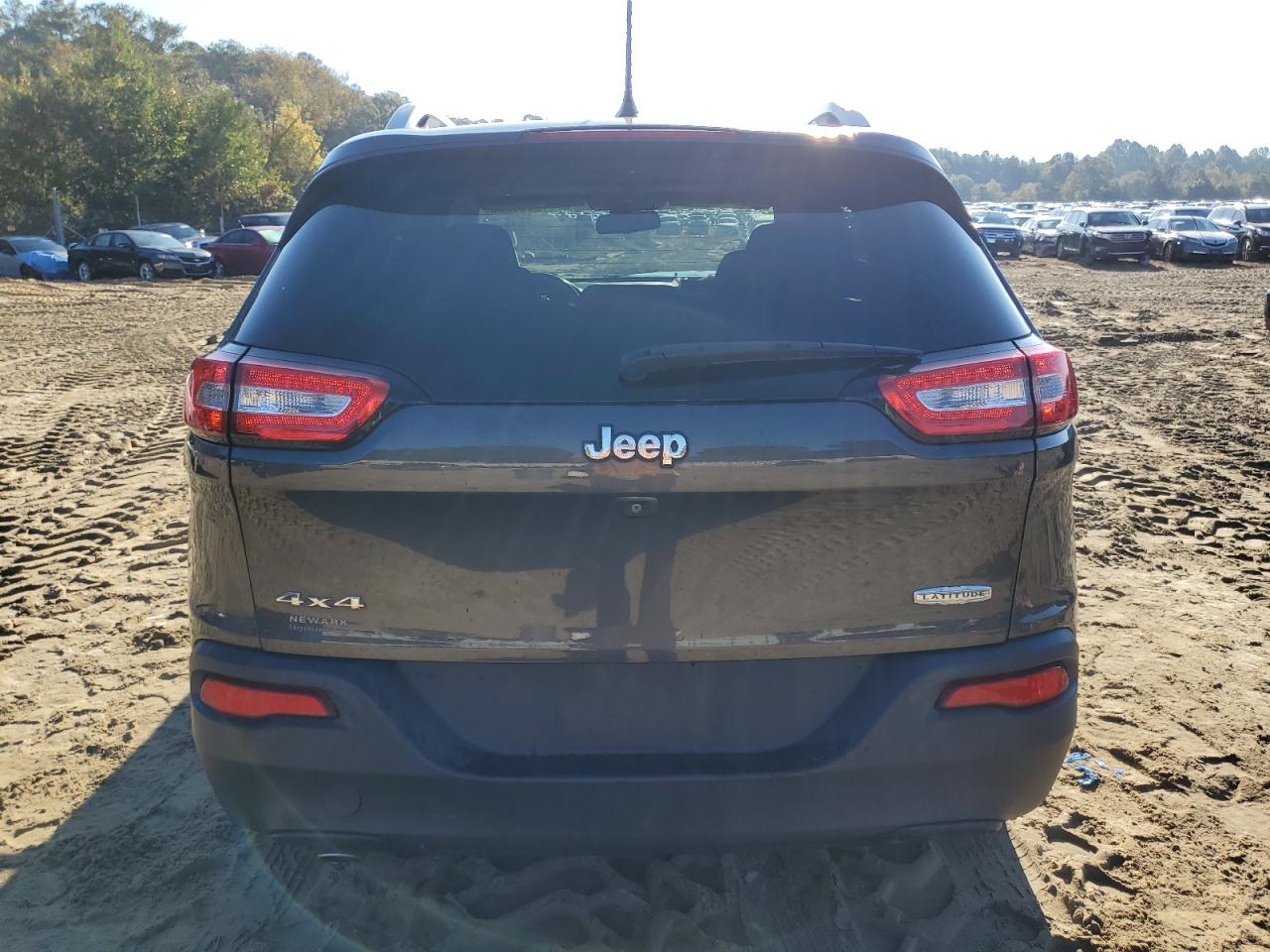 Photo 5 VIN: 1C4PJMCB7FW583351 - JEEP GRAND CHEROKEE 