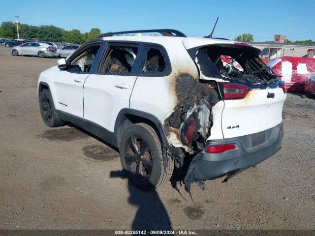 Photo 2 VIN: 1C4PJMCB7FW792508 - JEEP CHEROKEE 