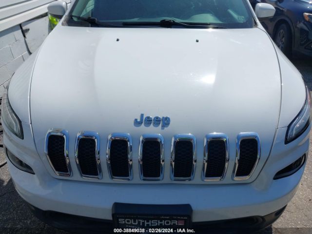 Photo 9 VIN: 1C4PJMCB7HW543564 - JEEP CHEROKEE 