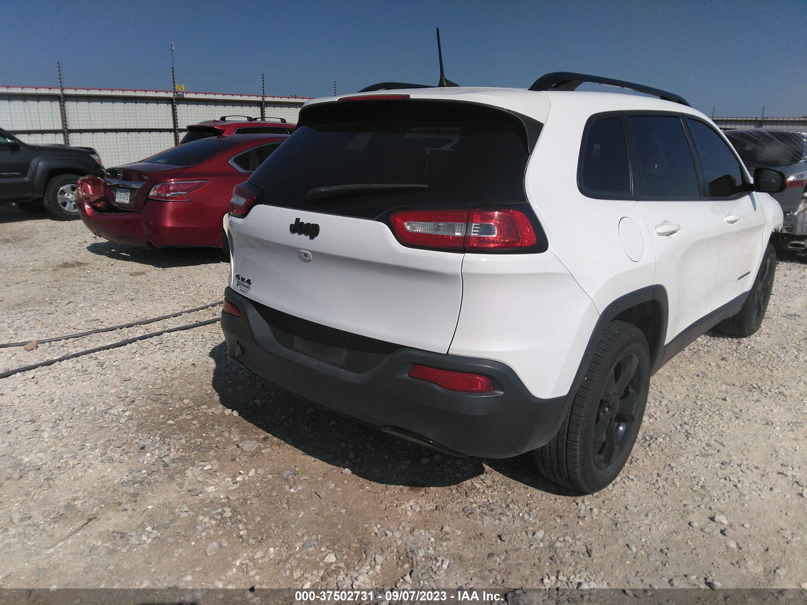 Photo 3 VIN: 1C4PJMCB7JD506189 - JEEP CHEROKEE 