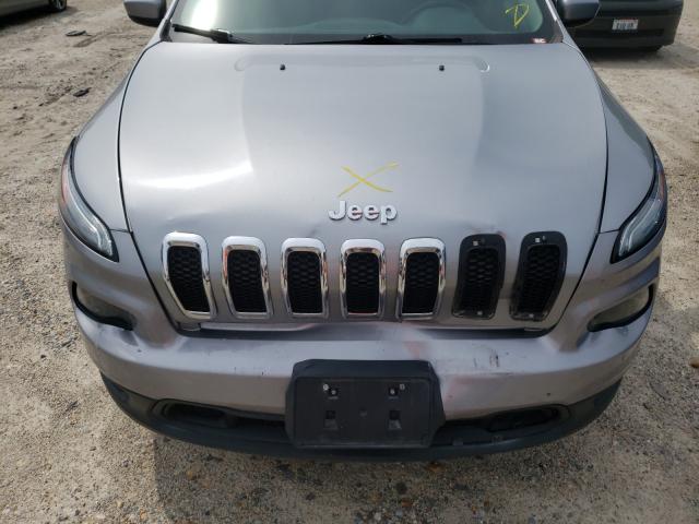 Photo 6 VIN: 1C4PJMCB8HW512081 - JEEP CHEROKEE 