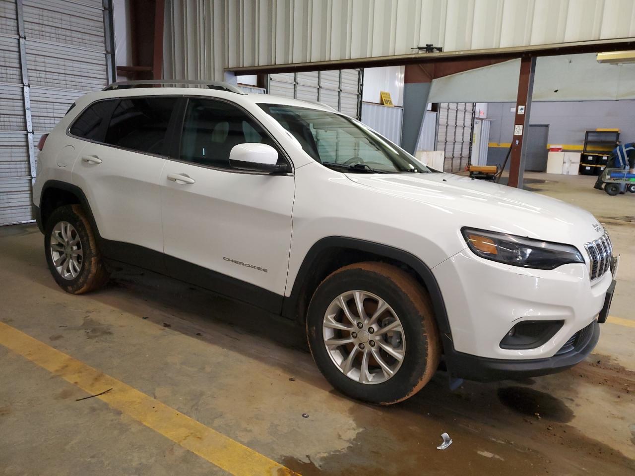 Photo 3 VIN: 1C4PJMCB9KD213993 - JEEP GRAND CHEROKEE 