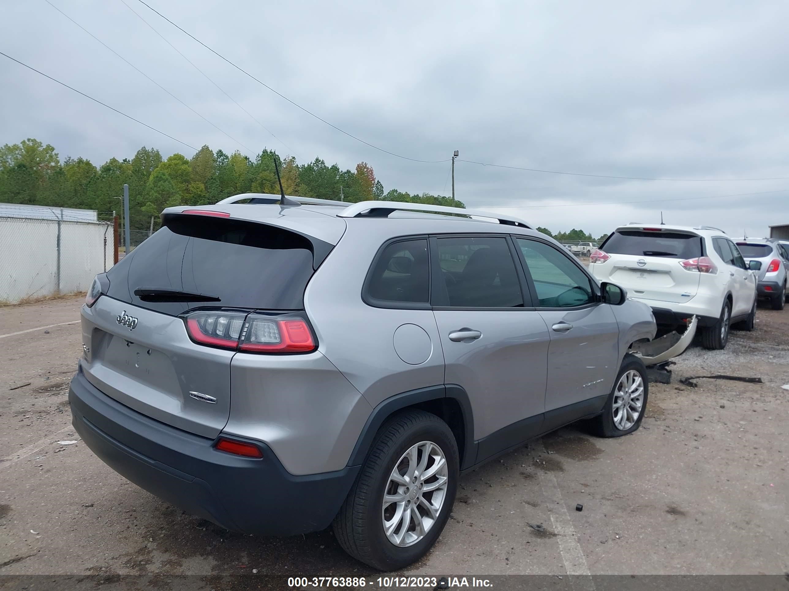 Photo 3 VIN: 1C4PJMCB9LD651141 - JEEP CHEROKEE 