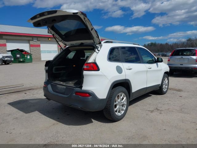 Photo 3 VIN: 1C4PJMCBXFW734246 - JEEP CHEROKEE 