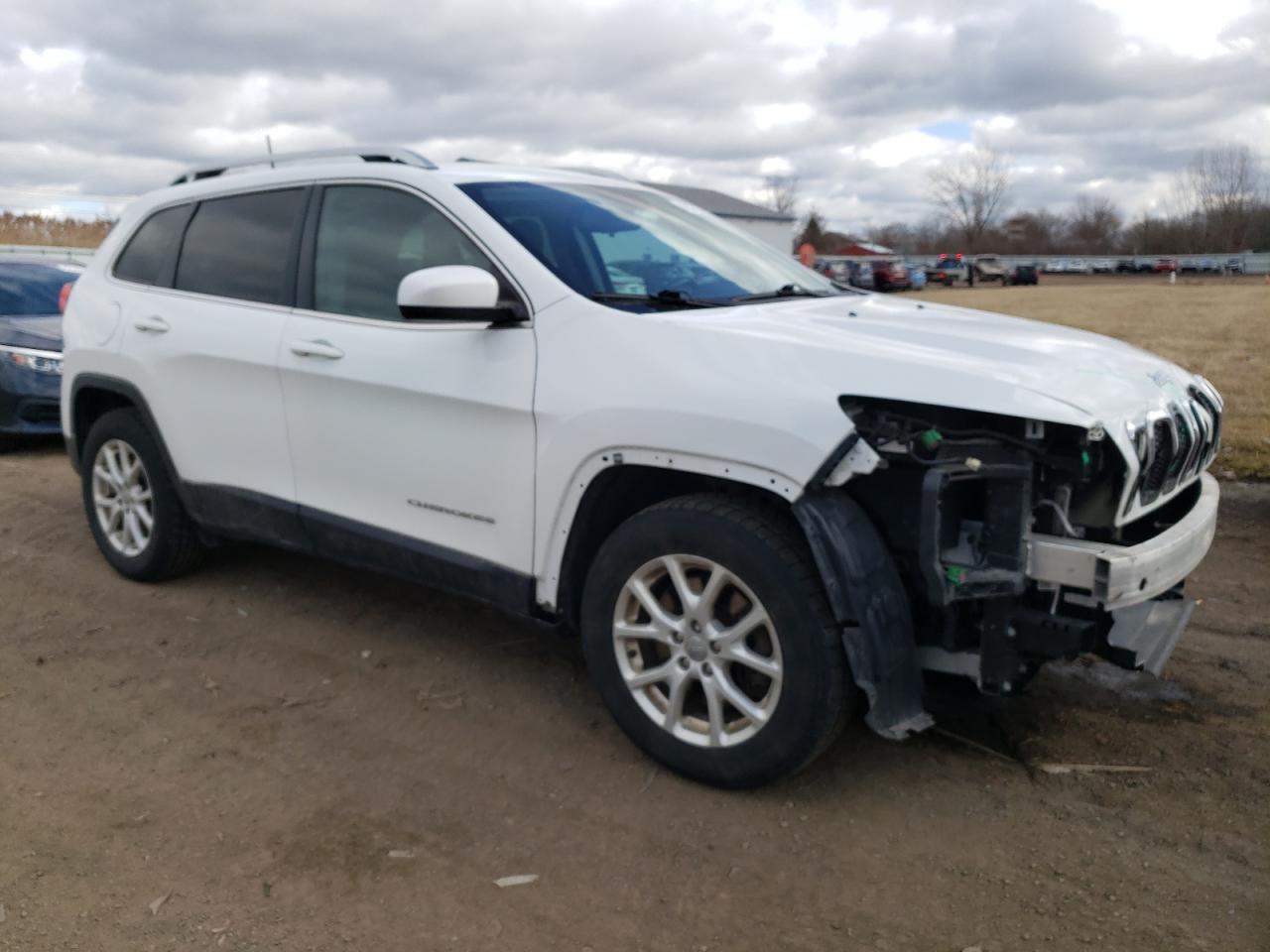 Photo 3 VIN: 1C4PJMCBXHW587882 - JEEP GRAND CHEROKEE 