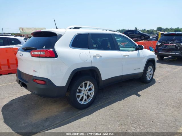 Photo 3 VIN: 1C4PJMCBXHW656666 - JEEP CHEROKEE 