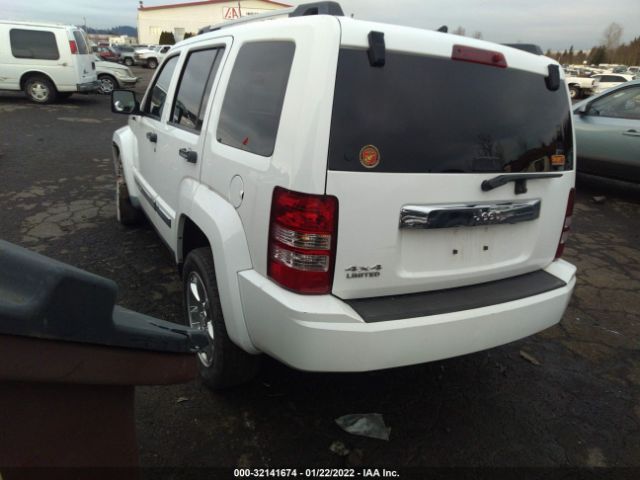 Photo 2 VIN: 1C4PJMCK1CW111397 - JEEP LIBERTY 