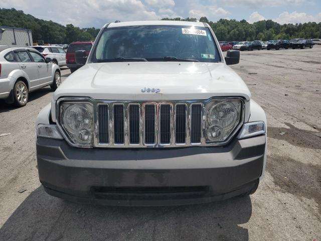 Photo 4 VIN: 1C4PJMCK1CW120584 - JEEP LIBERTY 