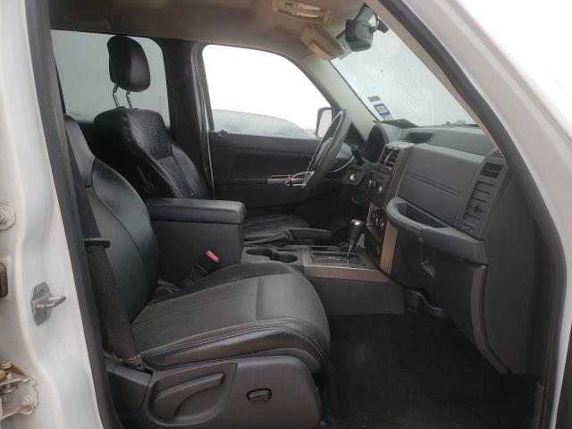 Photo 4 VIN: 1C4PJMCK2CW146059 - JEEP LIBERTY LI 