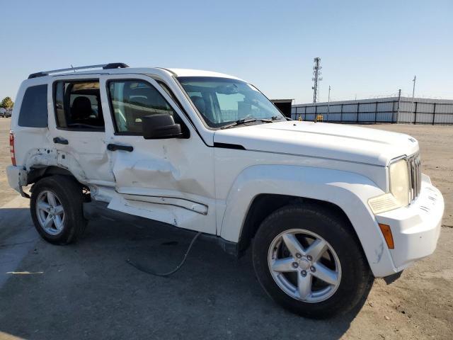 Photo 3 VIN: 1C4PJMCK8CW143652 - JEEP LIBERTY 