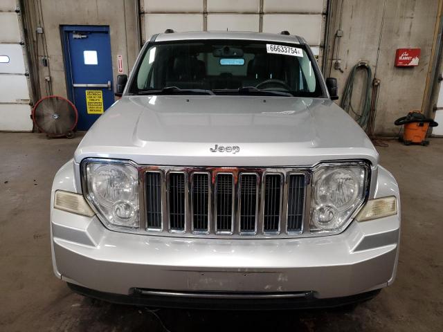 Photo 4 VIN: 1C4PJMCKXCW116839 - JEEP LIBERTY 