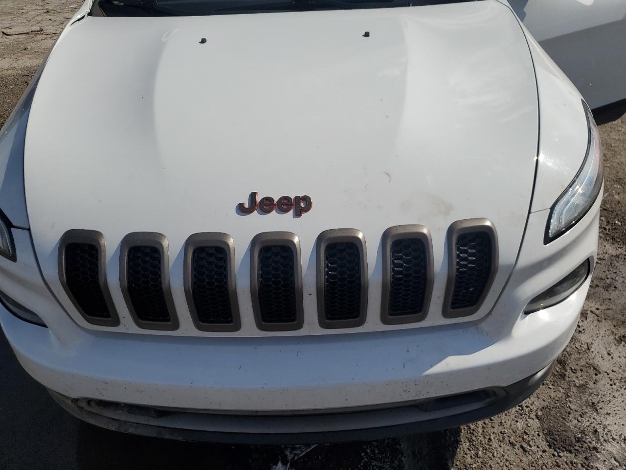 Photo 10 VIN: 1C4PJMCS0GW327103 - JEEP GRAND CHEROKEE 