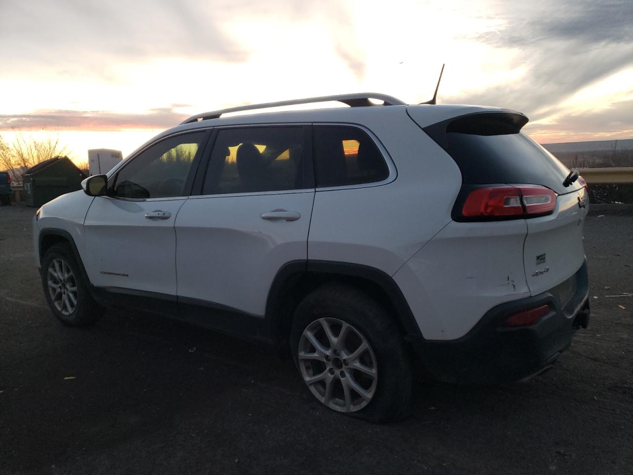 Photo 1 VIN: 1C4PJMCS0GW334424 - JEEP GRAND CHEROKEE 