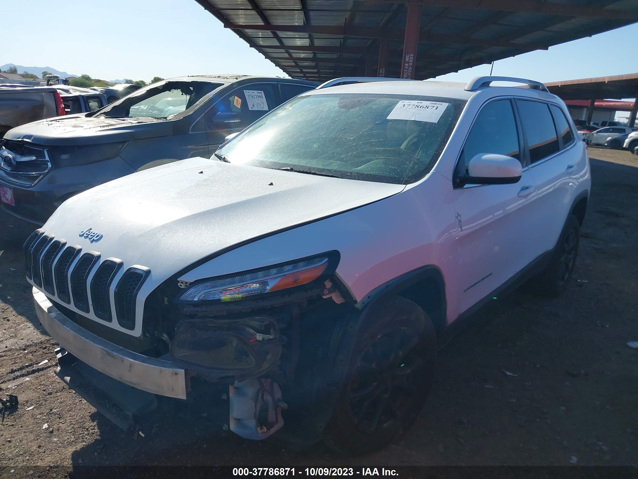 Photo 1 VIN: 1C4PJMCS0HD228553 - JEEP CHEROKEE 