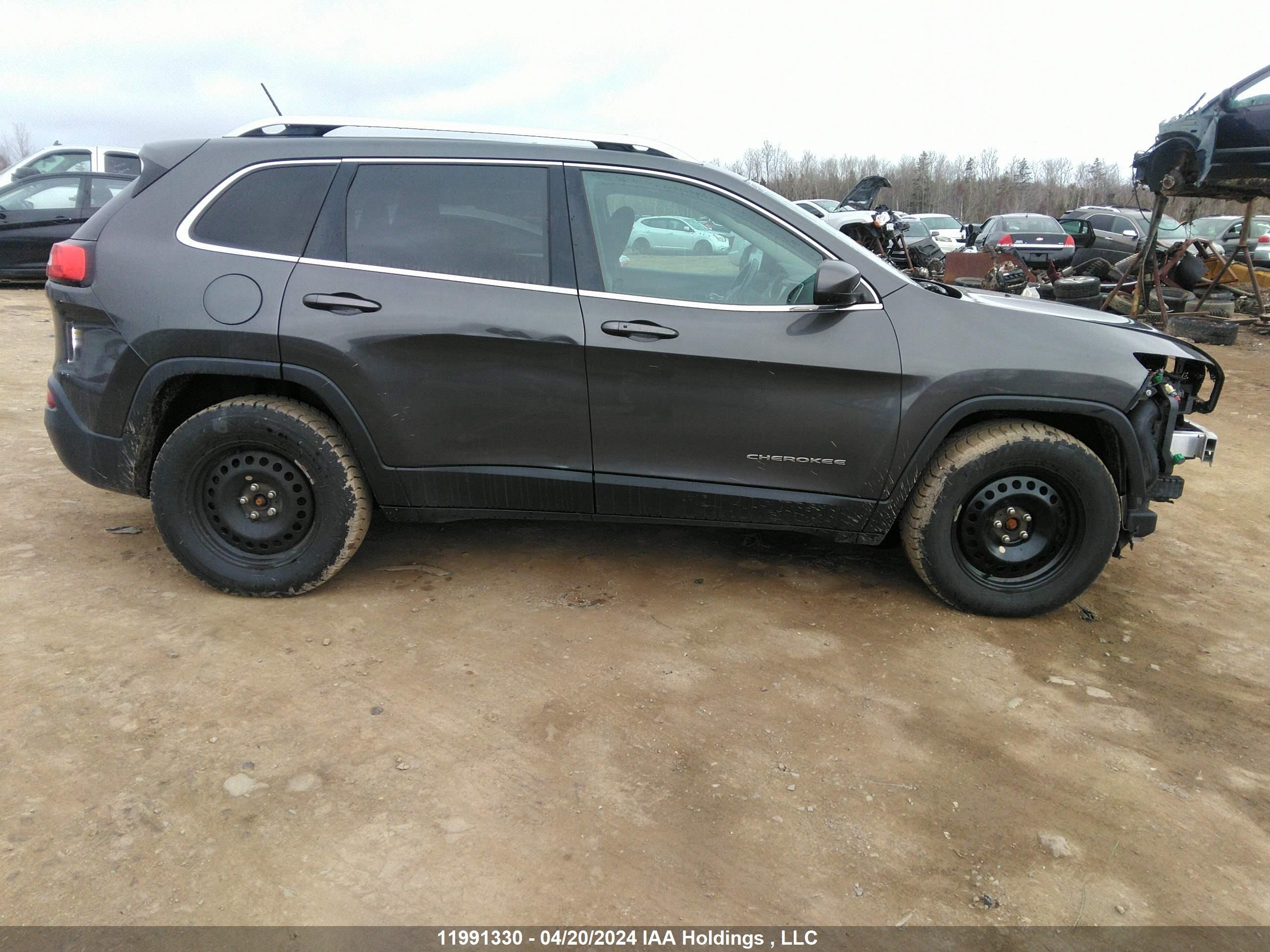 Photo 13 VIN: 1C4PJMCS1EW285120 - JEEP CHEROKEE 