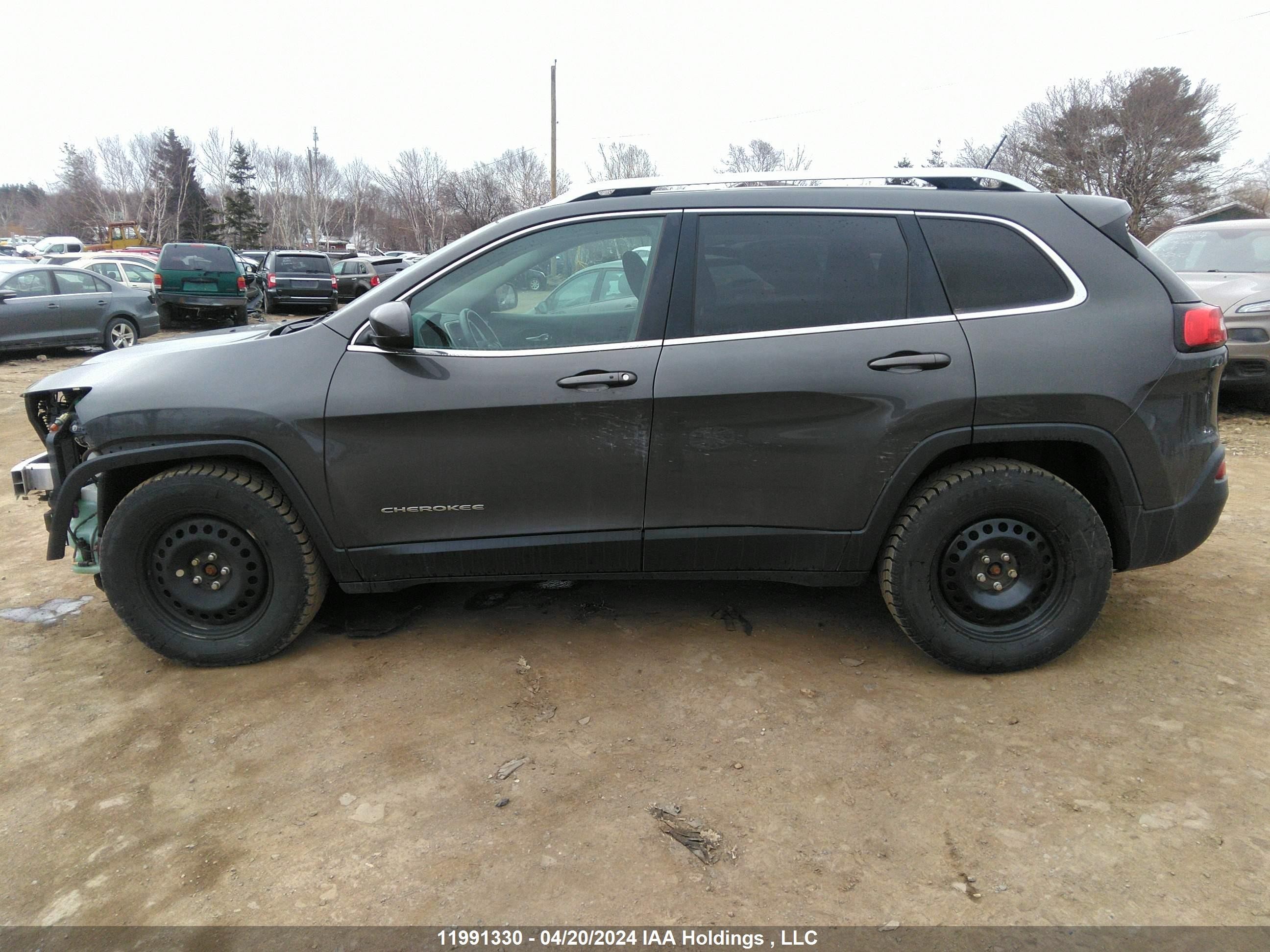 Photo 14 VIN: 1C4PJMCS1EW285120 - JEEP CHEROKEE 