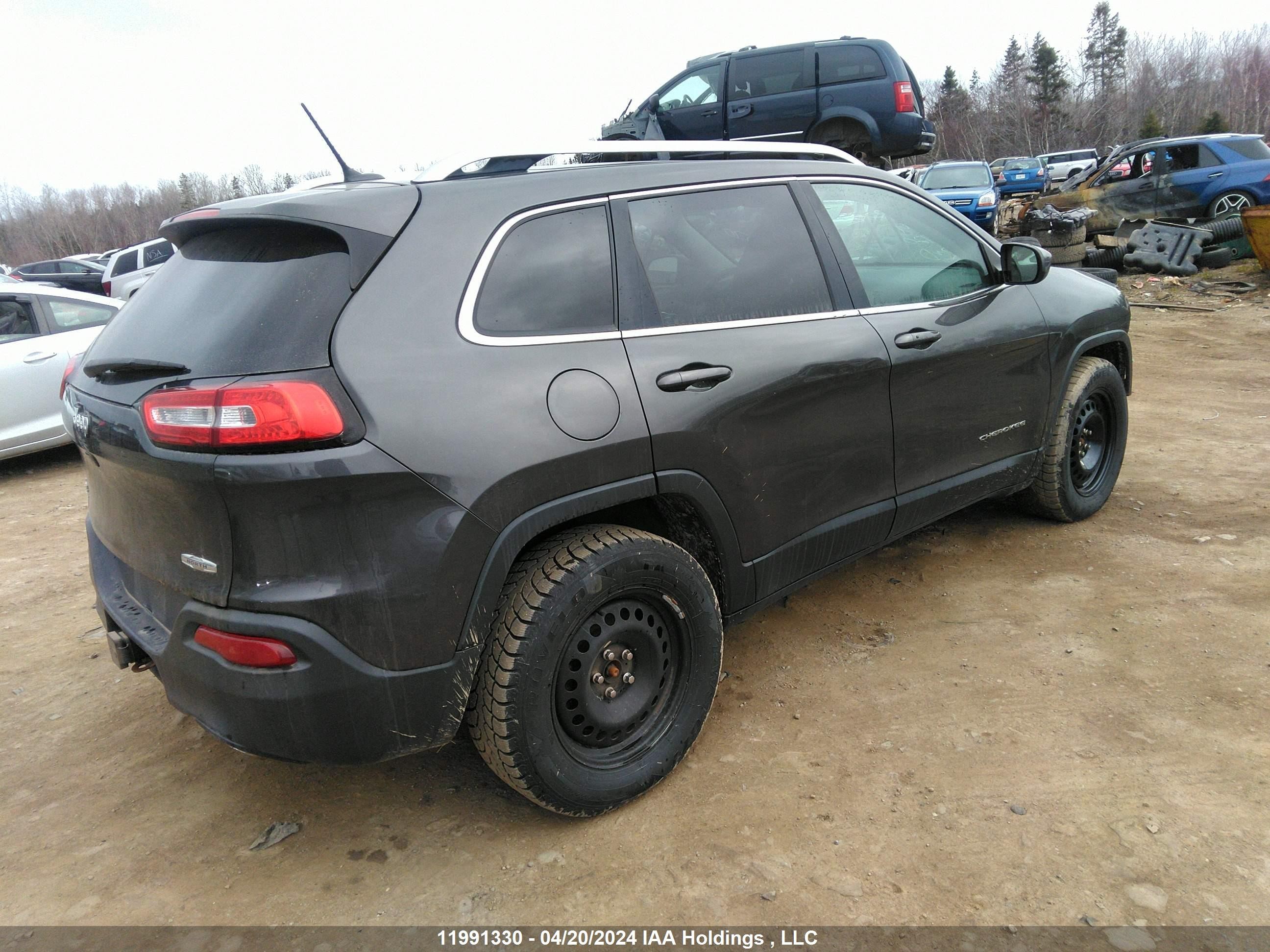 Photo 3 VIN: 1C4PJMCS1EW285120 - JEEP CHEROKEE 