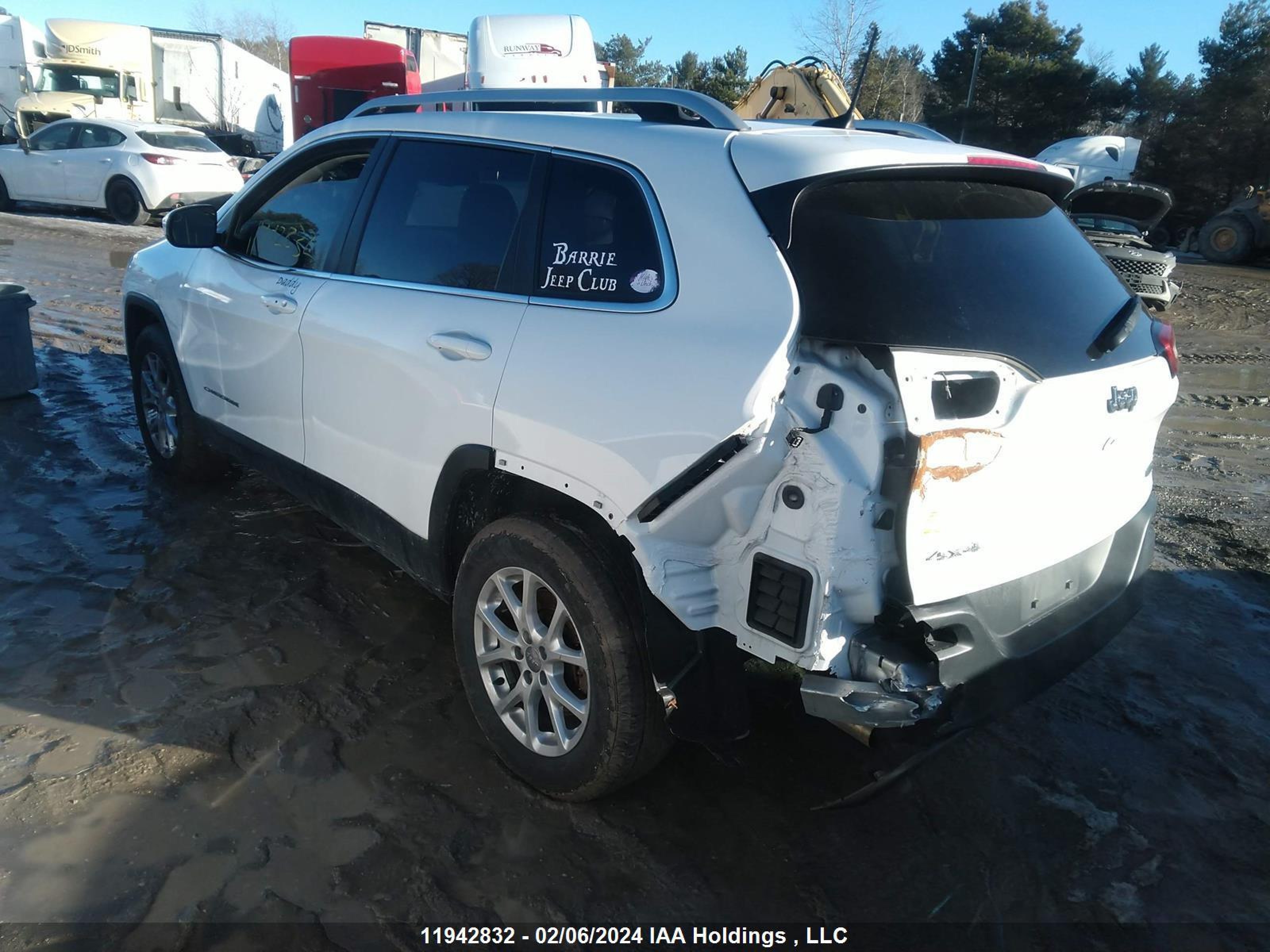 Photo 2 VIN: 1C4PJMCS1GW129999 - JEEP CHEROKEE 