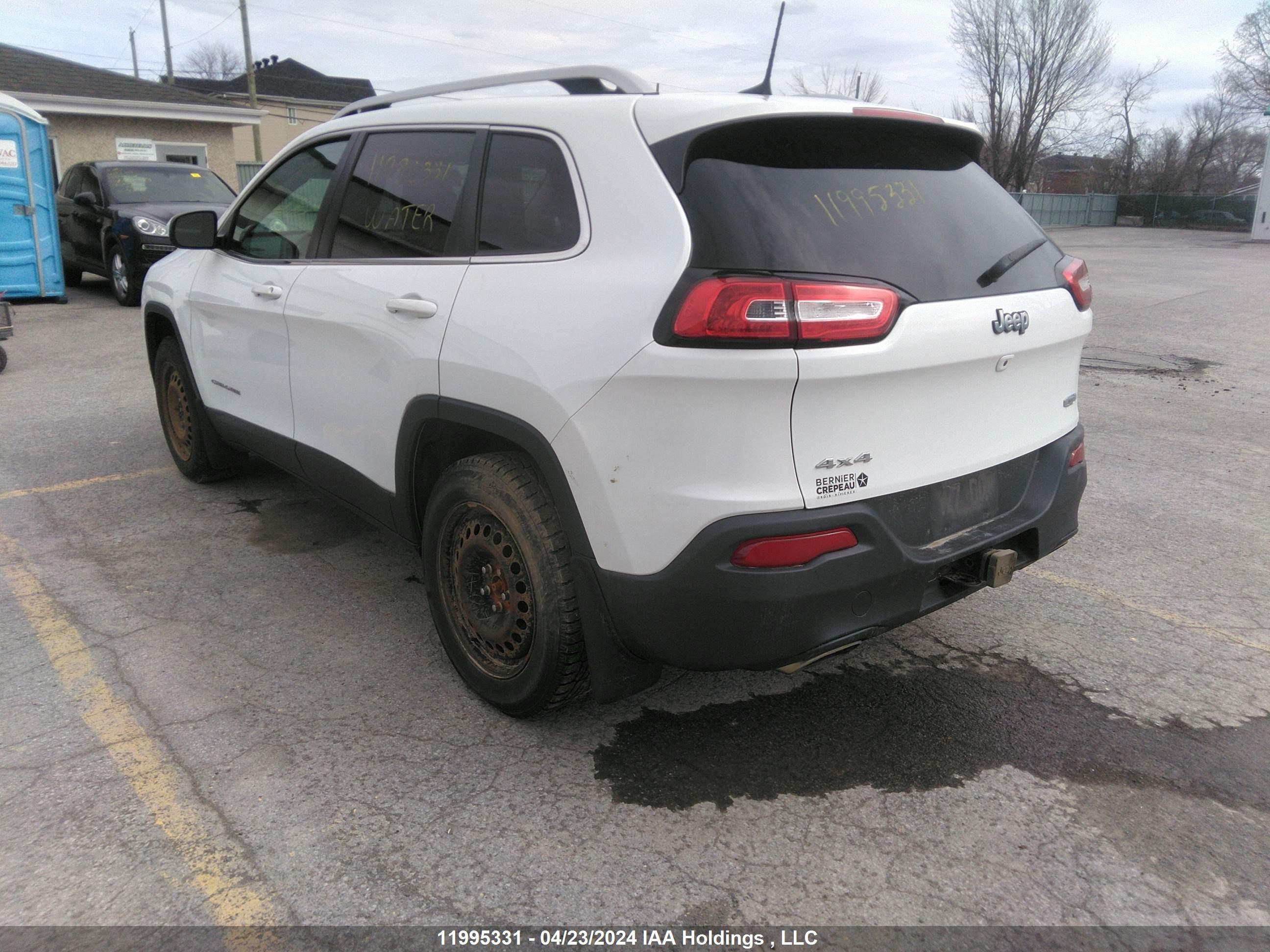 Photo 2 VIN: 1C4PJMCS1GW365665 - JEEP CHEROKEE 