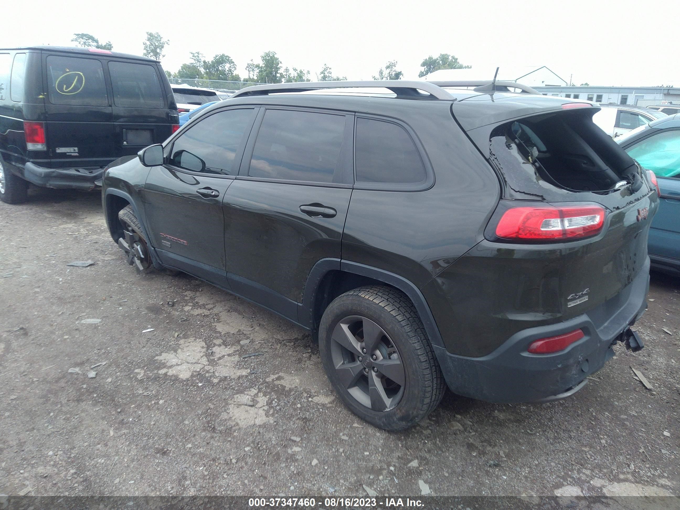 Photo 2 VIN: 1C4PJMCS1HW563308 - JEEP CHEROKEE 