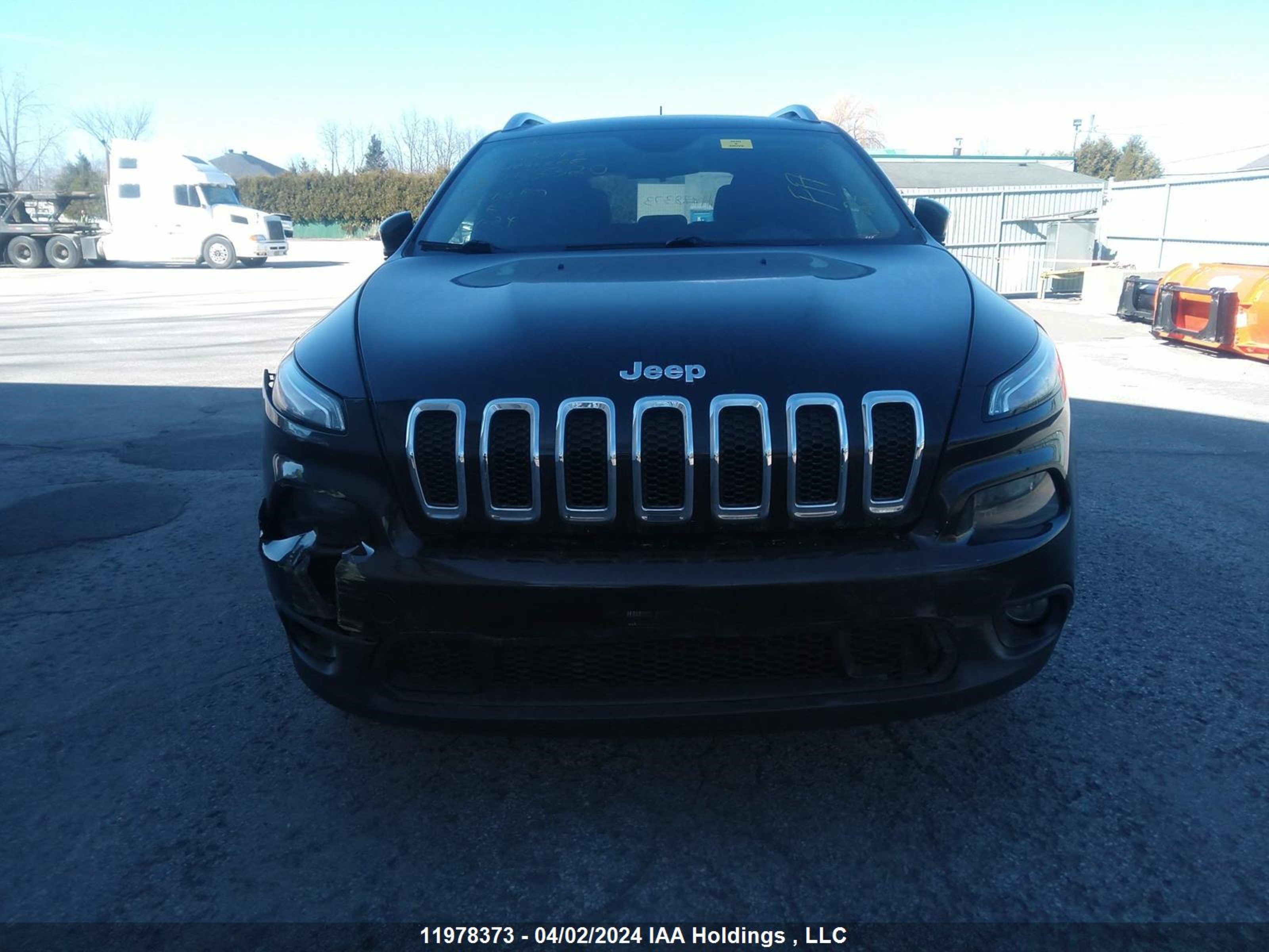 Photo 12 VIN: 1C4PJMCS3EW253320 - JEEP CHEROKEE 