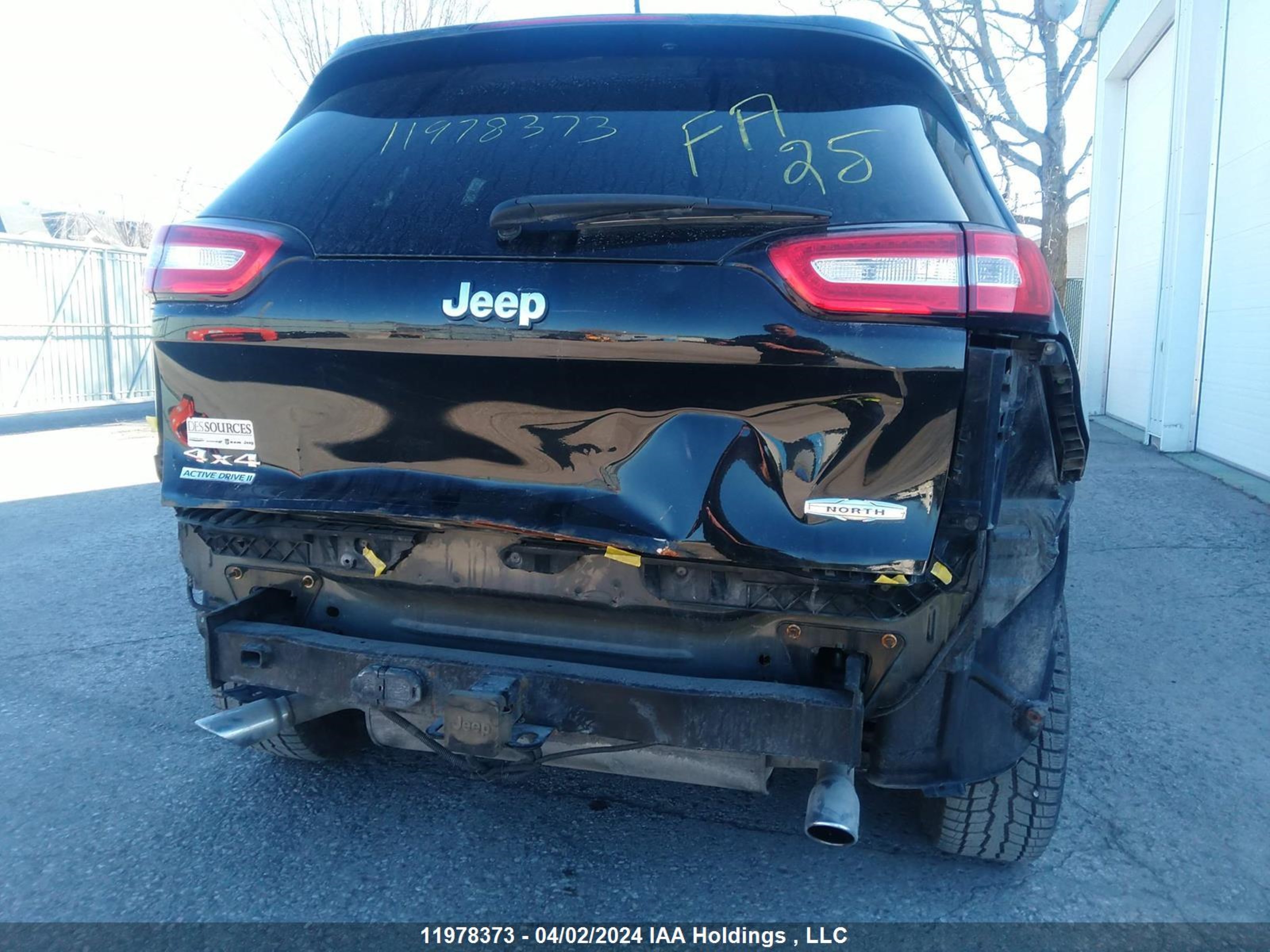 Photo 5 VIN: 1C4PJMCS3EW253320 - JEEP CHEROKEE 