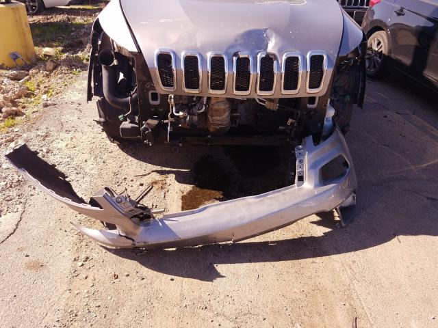 Photo 8 VIN: 1C4PJMCS3GW145797 - JEEP CHEROKEE L 