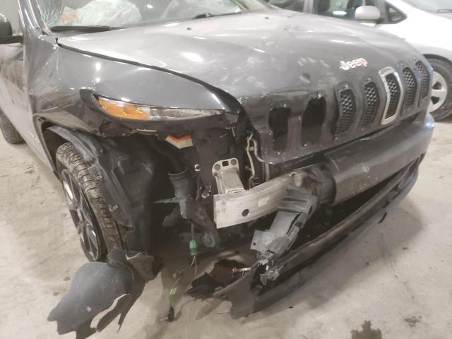 Photo 8 VIN: 1C4PJMCS3GW282903 - JEEP CHEROKEE L 