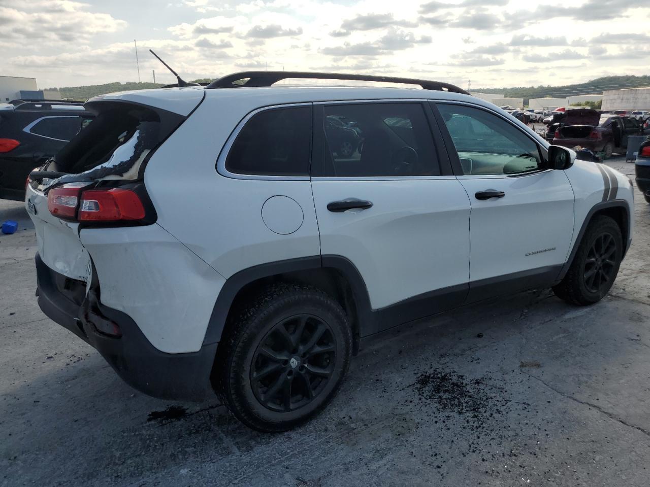 Photo 2 VIN: 1C4PJMCS3GW294775 - JEEP GRAND CHEROKEE 