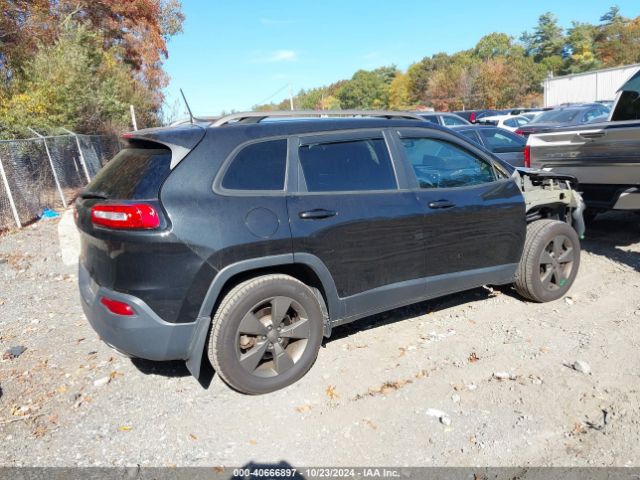 Photo 3 VIN: 1C4PJMCS3GW307993 - JEEP CHEROKEE 