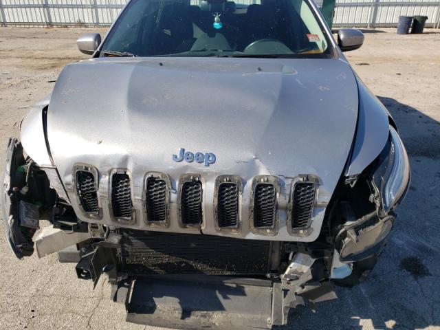 Photo 6 VIN: 1C4PJMCS4FW598146 - JEEP CHEROKEE L 