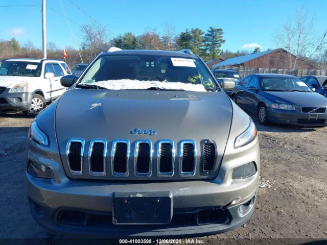 Photo 5 VIN: 1C4PJMCS4GW280528 - JEEP CHEROKEE 