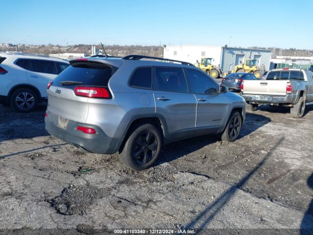 Photo 3 VIN: 1C4PJMCS5FW755859 - JEEP CHEROKEE 