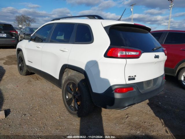 Photo 2 VIN: 1C4PJMCS6FW775067 - JEEP CHEROKEE 