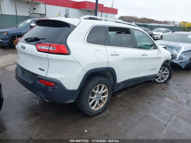 Photo 3 VIN: 1C4PJMCS6FW794640 - JEEP CHEROKEE 