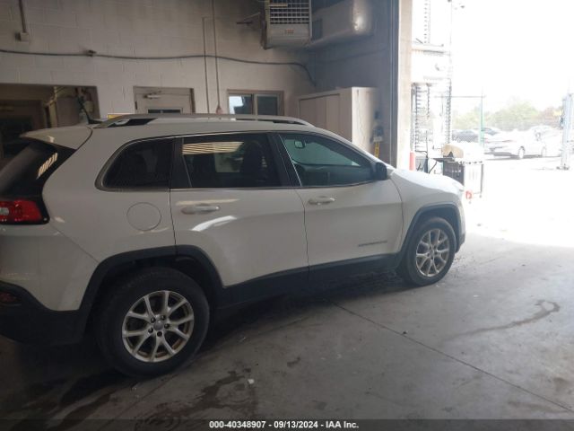 Photo 3 VIN: 1C4PJMCS7GW252612 - JEEP CHEROKEE 