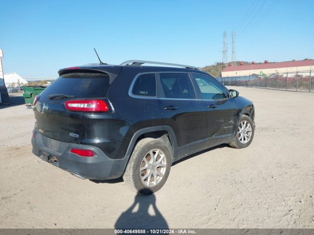 Photo 3 VIN: 1C4PJMCS8FW704209 - JEEP CHEROKEE 