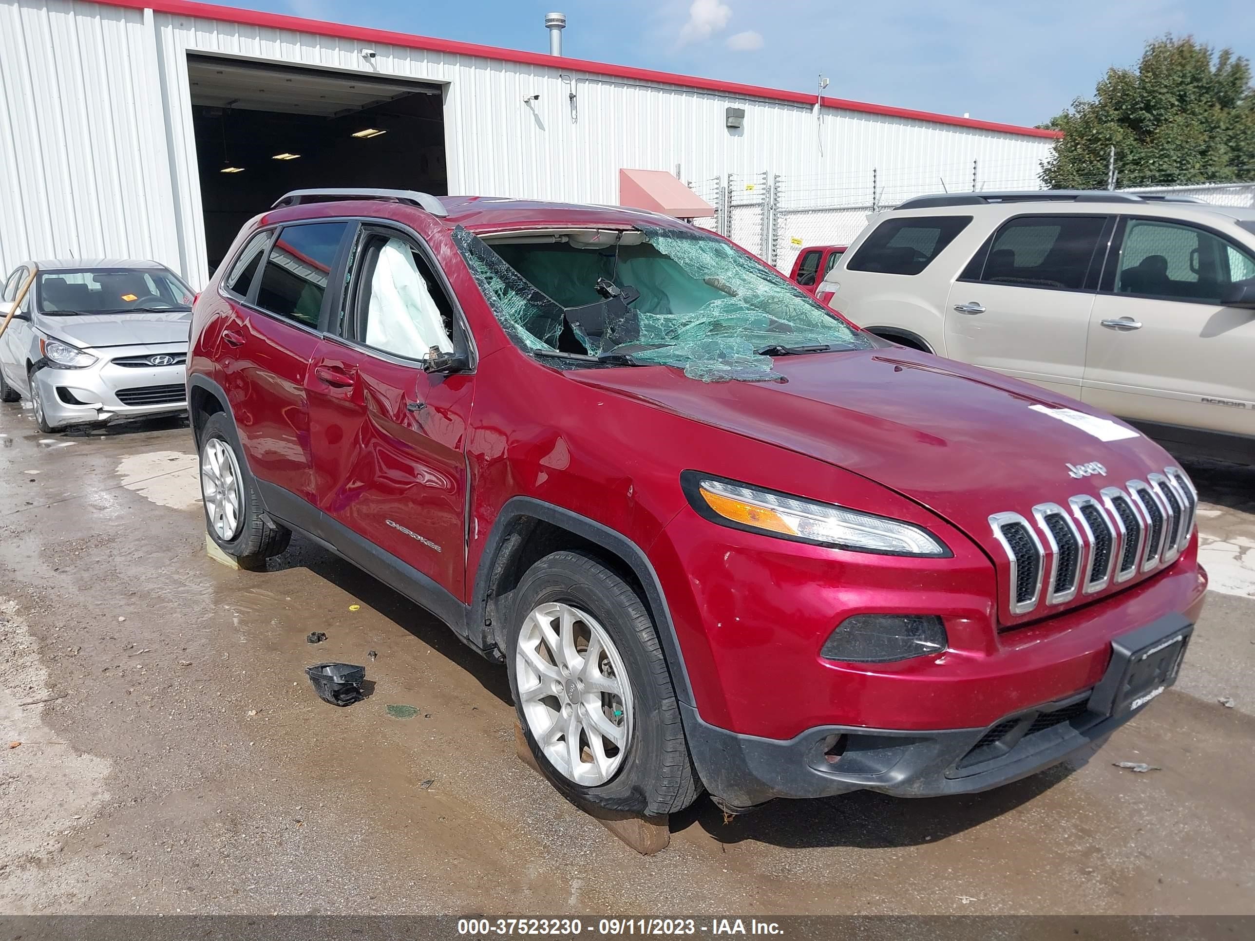 Photo 5 VIN: 1C4PJMCS8GW102749 - JEEP CHEROKEE 