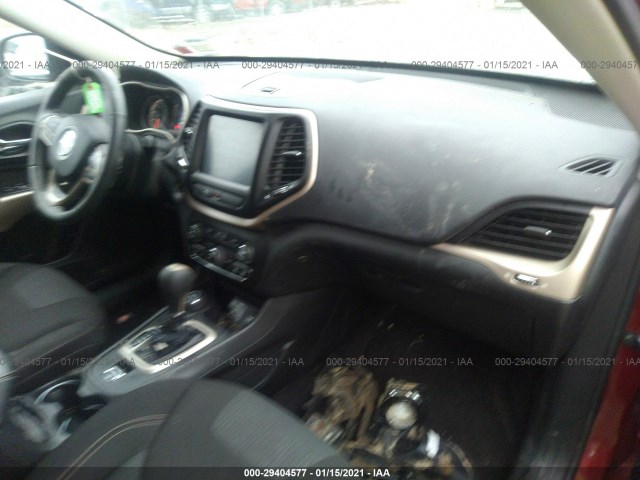 Photo 4 VIN: 1C4PJMCS8HW588125 - JEEP CHEROKEE 