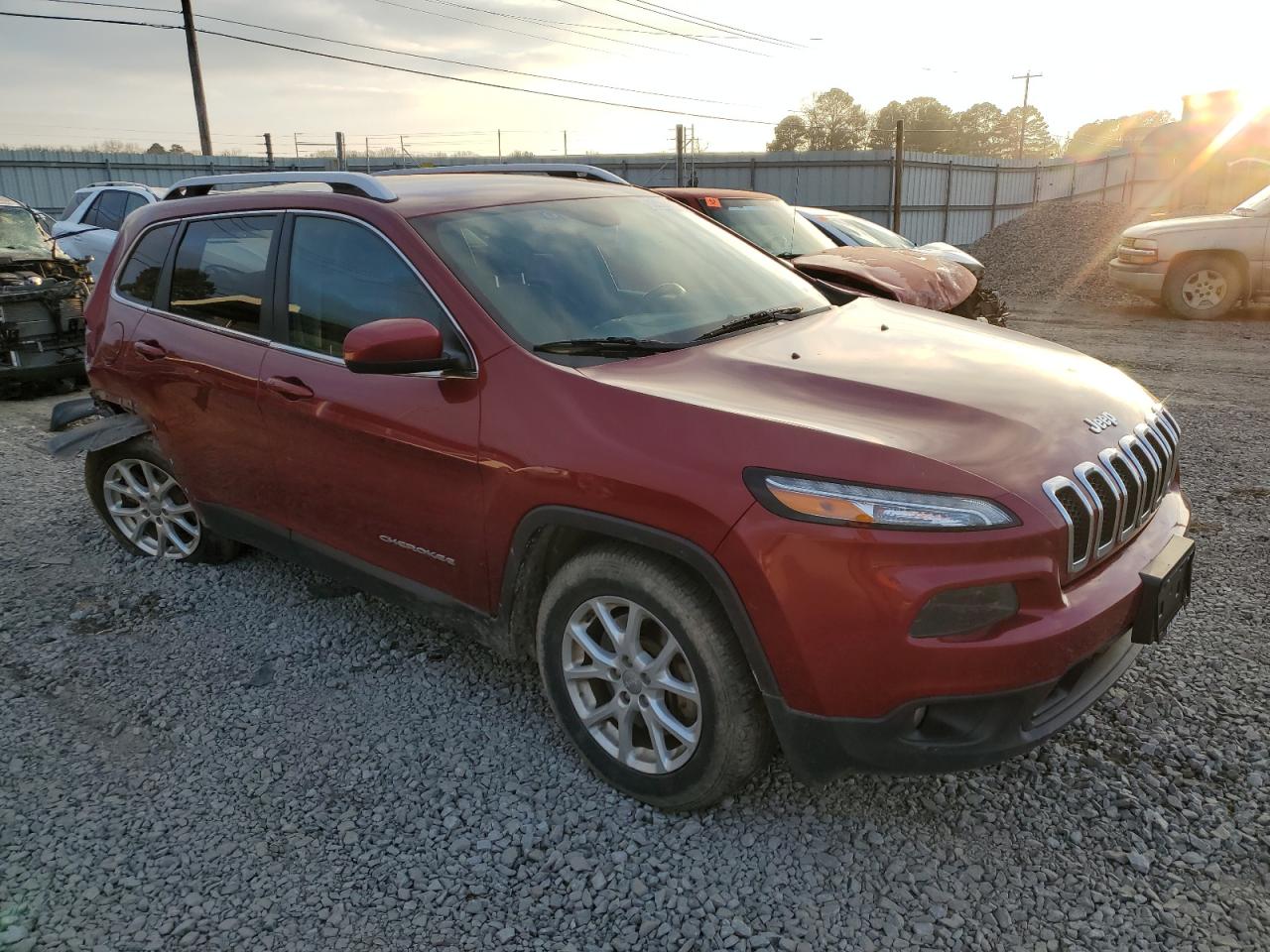 Photo 3 VIN: 1C4PJMCS9GW122072 - JEEP GRAND CHEROKEE 