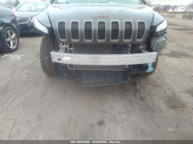 Photo 5 VIN: 1C4PJMCS9GW266107 - JEEP CHEROKEE 