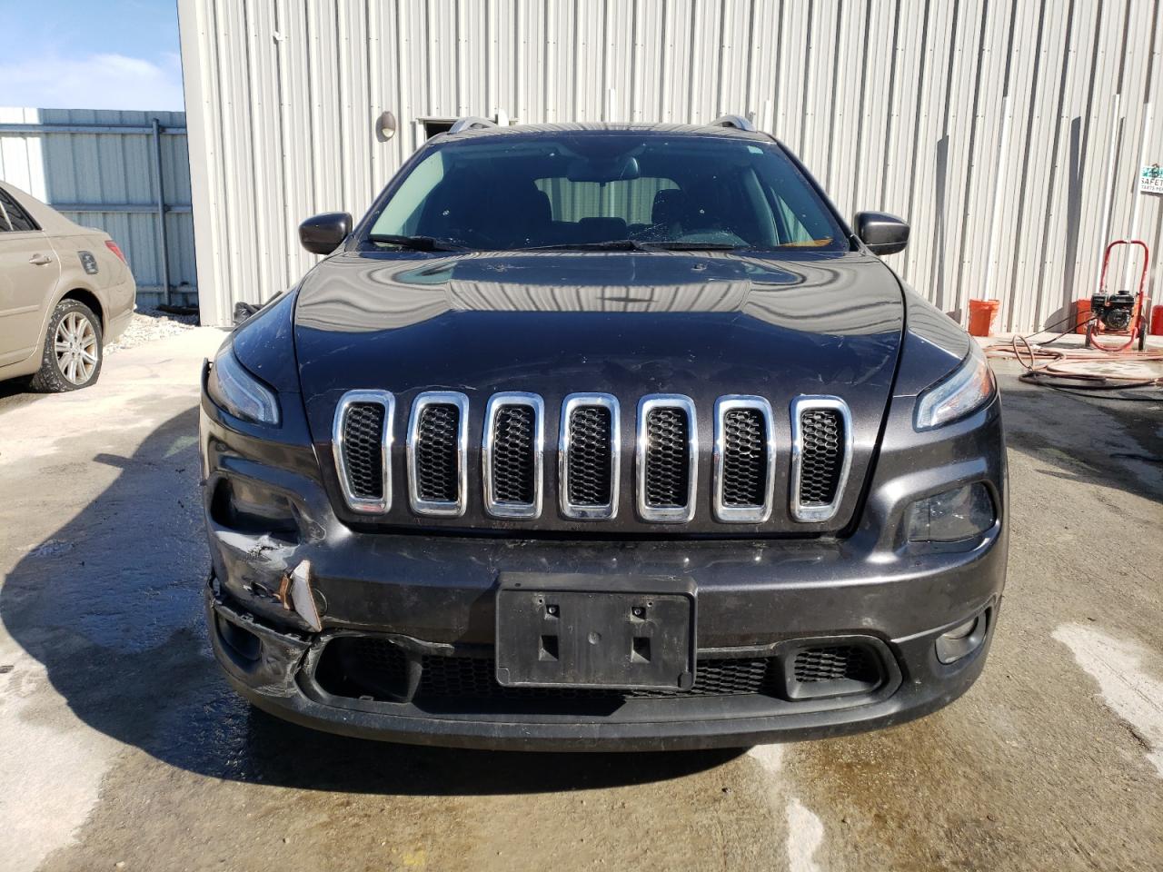 Photo 4 VIN: 1C4PJMCS9GW277222 - JEEP GRAND CHEROKEE 