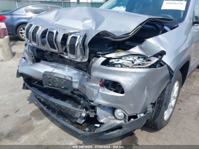 Photo 5 VIN: 1C4PJMCX1JD545386 - JEEP CHEROKEE 