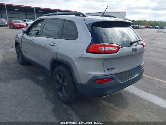 Photo 2 VIN: 1C4PJMCX3JD546510 - JEEP CHEROKEE 