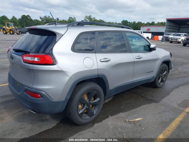 Photo 3 VIN: 1C4PJMCX3JD546510 - JEEP CHEROKEE 