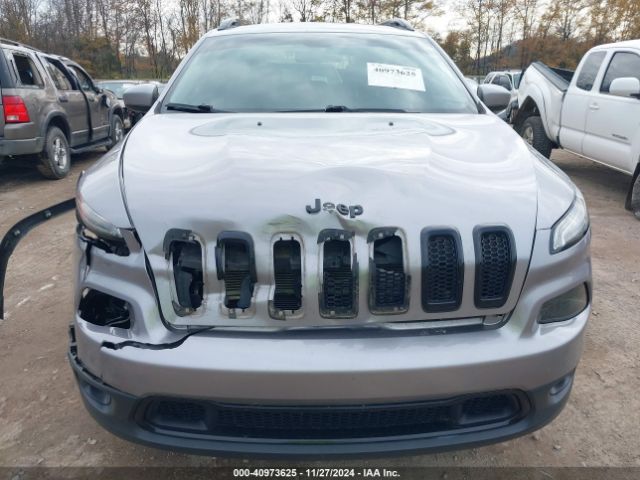 Photo 9 VIN: 1C4PJMCX7JD507936 - JEEP CHEROKEE 