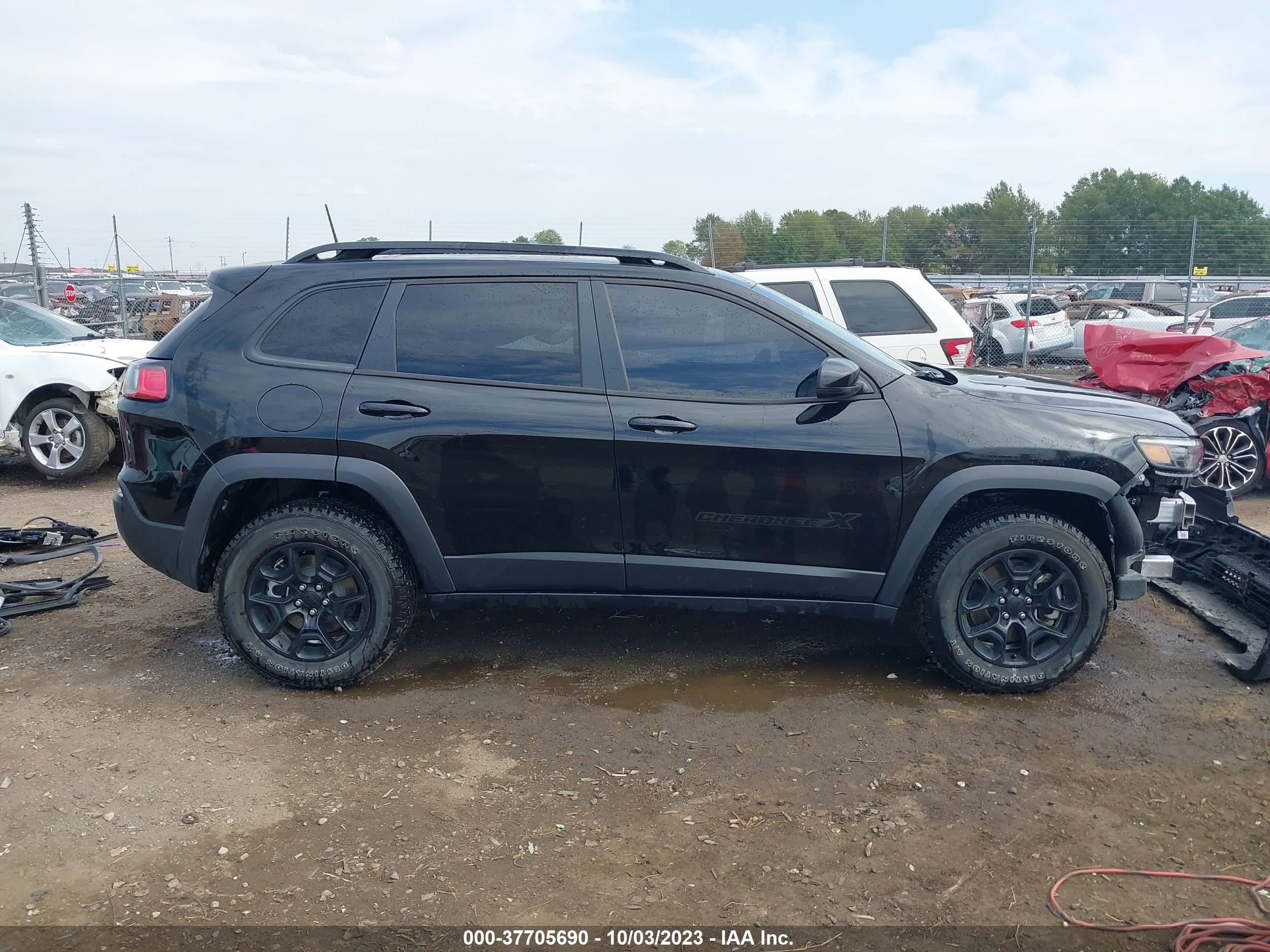 Photo 13 VIN: 1C4PJMCX7ND539890 - JEEP CHEROKEE 