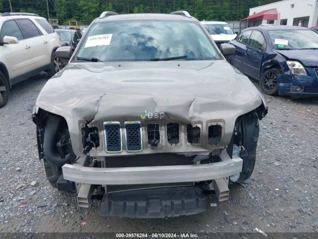 Photo 5 VIN: 1C4PJMCX8KD210658 - JEEP CHEROKEE 